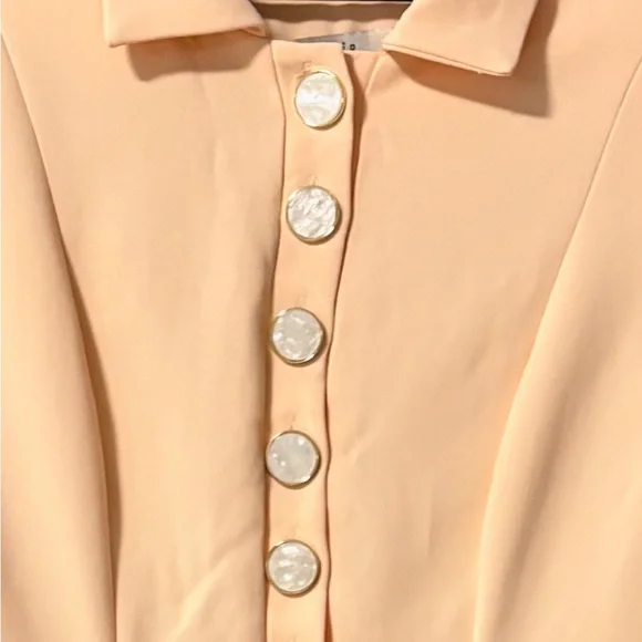 NWT Atoir Goldie Mini Dress in Peach with Statement Ivory Buttons. Size US 4. - Picture 8 of 12